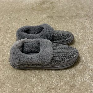 Kooba Faux Fur Ankle Grey Knit Top Slippers (Size 5 1/2)